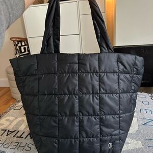 Lululemon Quilted Grid Tote Bag 26L